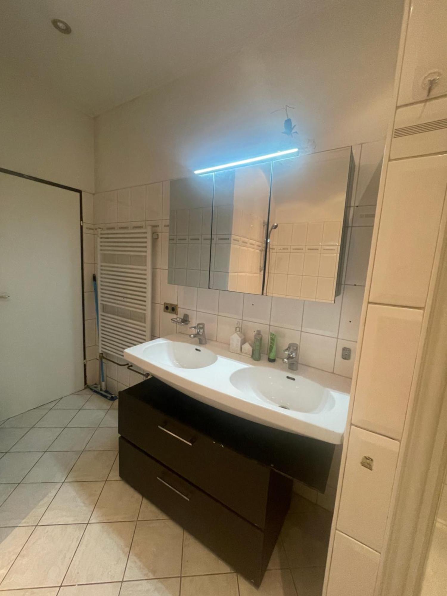 U6 Schoepfwerk Home Wina Bagian luar foto