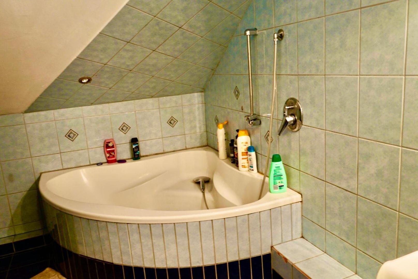 U6 Schoepfwerk Home Wina Bagian luar foto